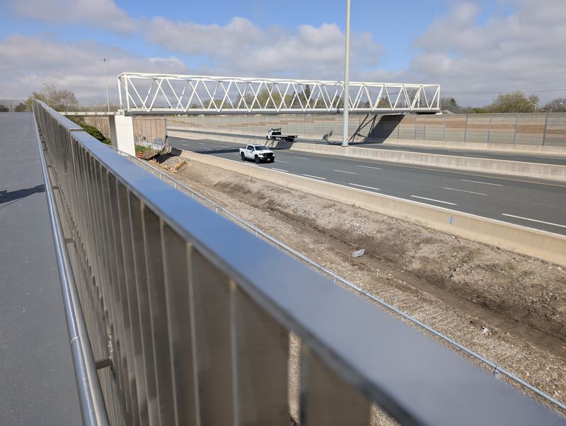 Hwy 7/8 Bicycle Pedestrian Bridge